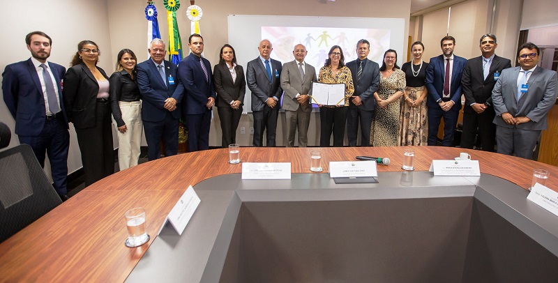 Poder Judiciário firma cooperação técnica com cartórios para empregar vítimas de violência doméstica