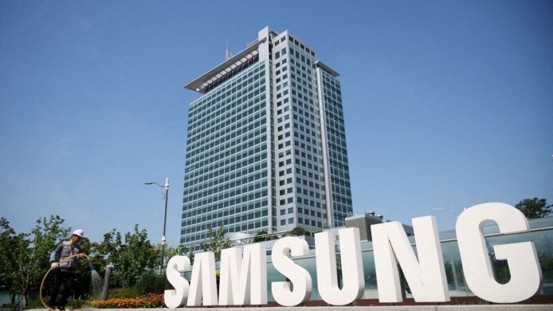 Samsung passa a Apple e se torna maior fornecedora global de smartphones