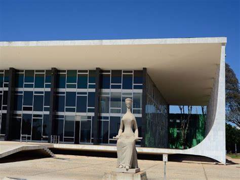 STF suspende resolução do CFM que dificulta aborto em gestação decorrente de estupro