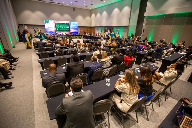 Presidentes de tribunais participam de repasse de R$ 180 milhões ao RS e de palestra de ministro