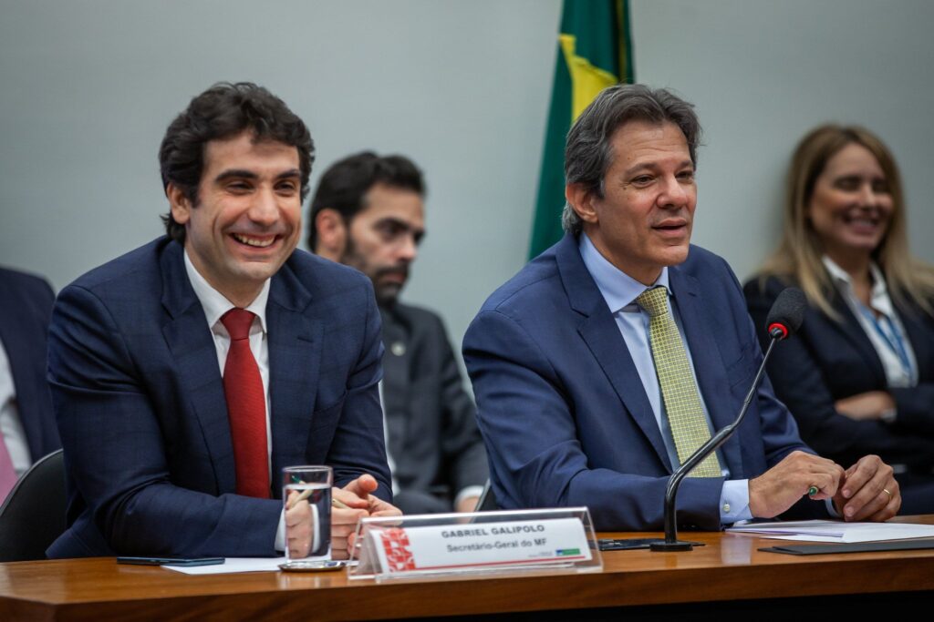 Aprovação de Galípolo é sinal de que as coisas “vão institucionalmente bem”, diz Haddad