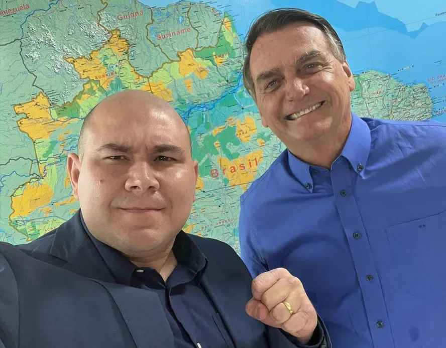 “Aguenta firme”, diz Abilio em recado a Bolsonaro após indiciamento pela Polícia Federal