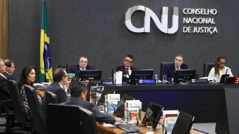 IAB aponta violação de prerrogativas em resolução do CNJ que acaba com sustentações orais presenciais