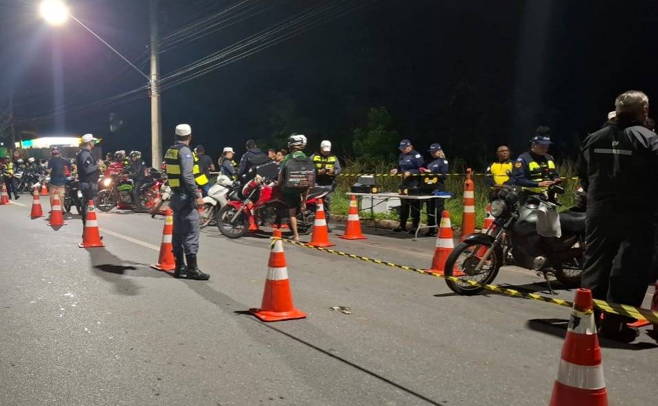 Operação Lei Seca termina com 2 prisões por embriaguez e 47 motocicletas guinchadas