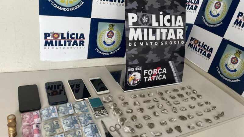 Força Tática flagra homem comercializando entorpecentes e apreende 60 porções de maconha